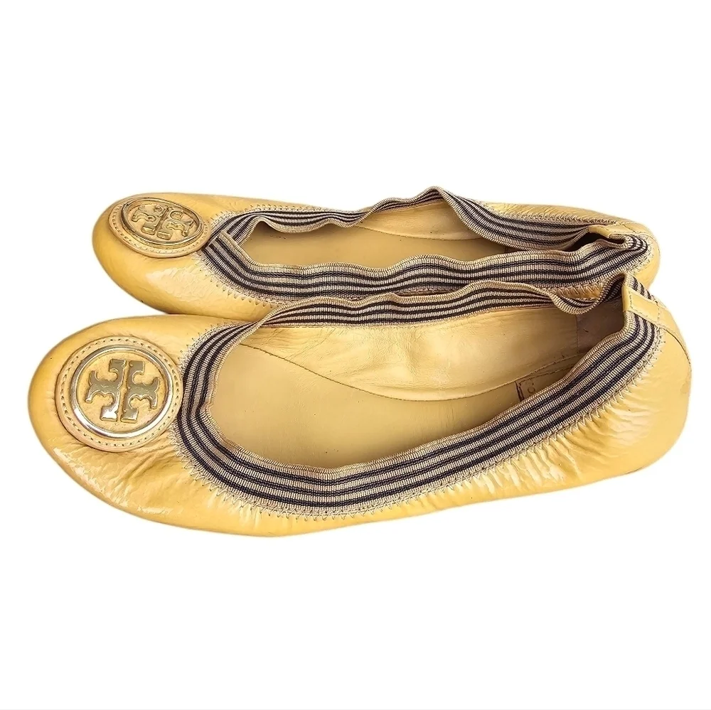 Tory Burch Womens Caroline Ballet Flat Yellow Gold Size 6.5